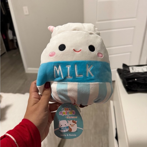 Squishmallows 8" Flip-A-Mallows Ronnie The Cow and Melly Milk - Picture 2 of 3
